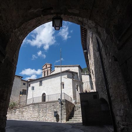 L'Ira Di Dante Villa Gubbio Eksteriør bilde